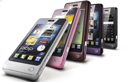 All five color variants of the LG Pop – white, pink, brown, purple and black – pictured while performing the domino effect