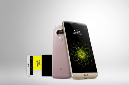 Front and rear view of the LG G5 in Gold, Pink and Silver, with the LG CAM Plus slightly pulled out from the Silver LG G5
