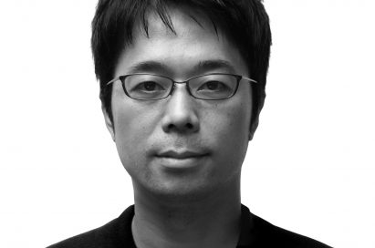 A headshot of world-renowned designer, Tokujin Yoshioka.