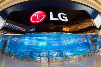 LG UNVEILS WORLD’S LARGEST OLED SCREEN IN DUBAI