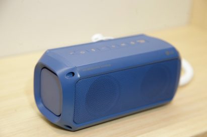 Upper side view of LG’s water-resistant Portable Speaker