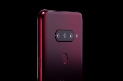 “TOUCH, A BIG PART OF LG V40 THINQ’S DESIGN”