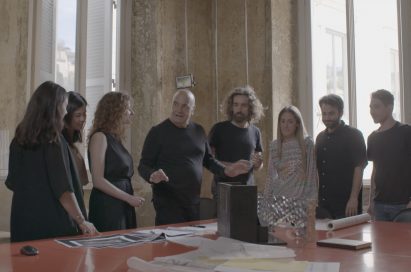 Massimiliano Fuksas and his team discuss the project.