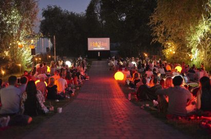 [BEYOND NEWS] LG TRANSFORMS BUDAPEST PARK INTO OUTDOOR CINEMA IN 4K GLORY